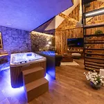 Wellnes Hribek Apartment
